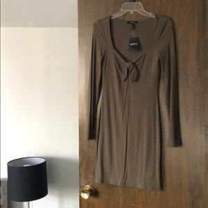 Green long sleeve dress